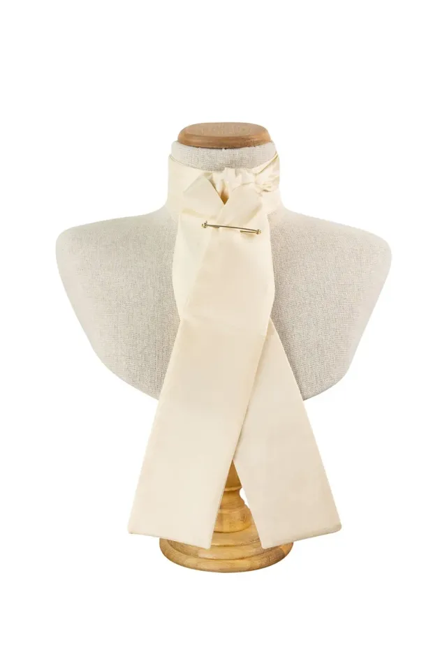 Racesafe Silk Stock rideslips silke cream klar