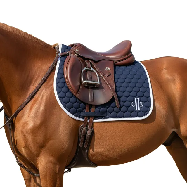 C2E Truckee sadelunderlag spring navy quiltet