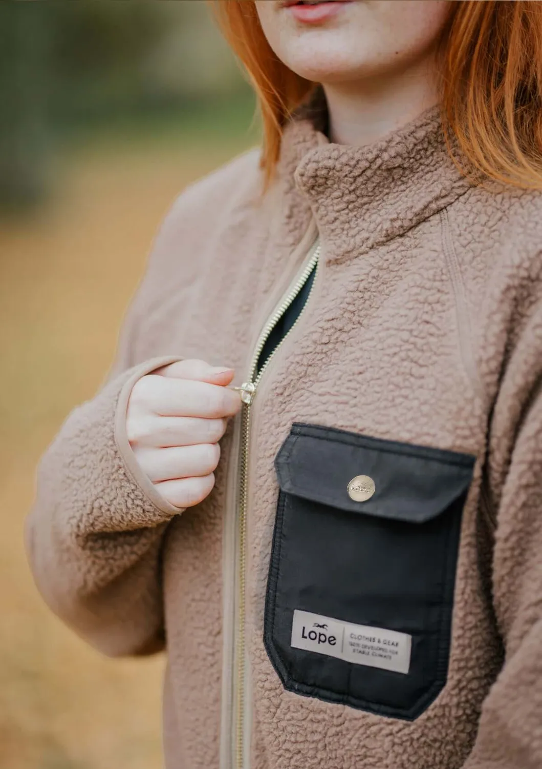 Lope Stable Fleece fleecetrøje khaki gold vind