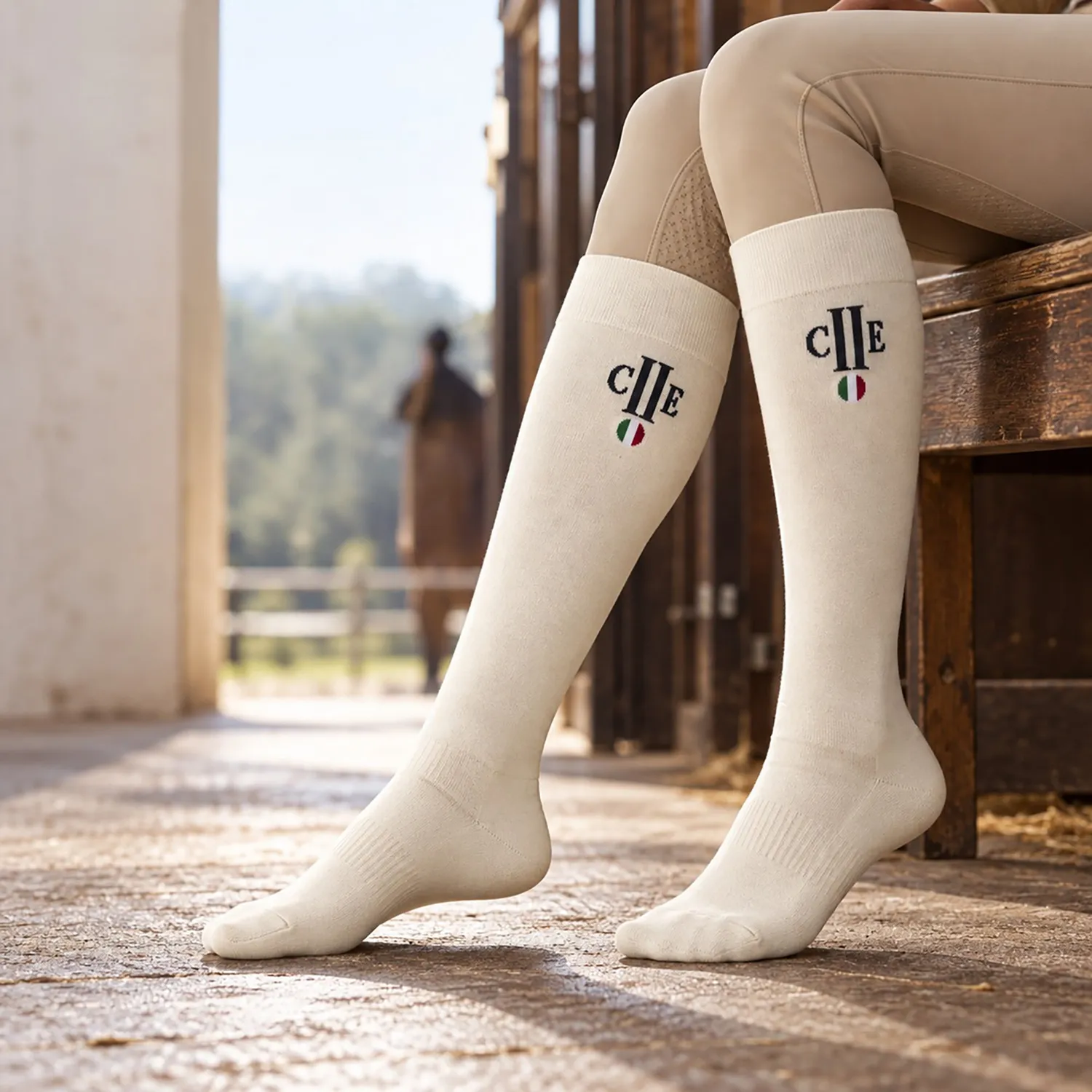C2E Riverside Coolmax Ridestrømper Offwhite Åndbar