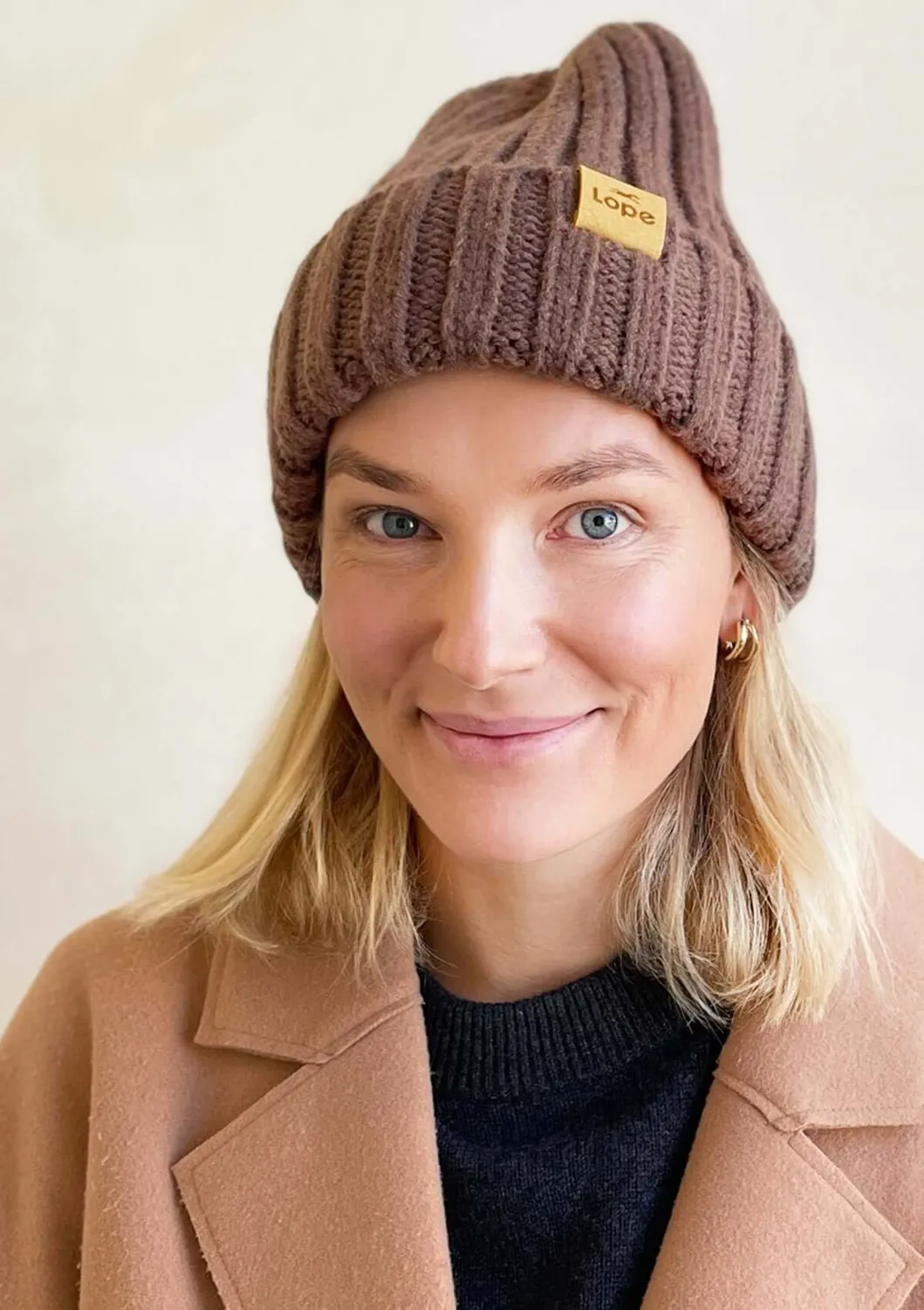 LOPE Cozy beanie sand melange strik one size