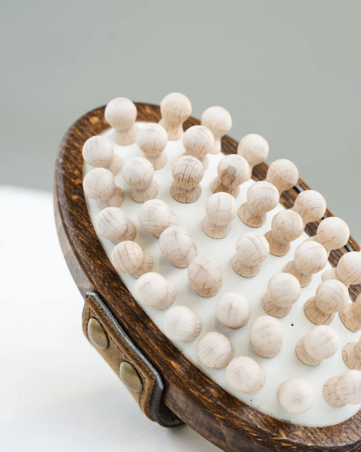 L'Evoine Essential 2.0 børstesæt massage cognac
