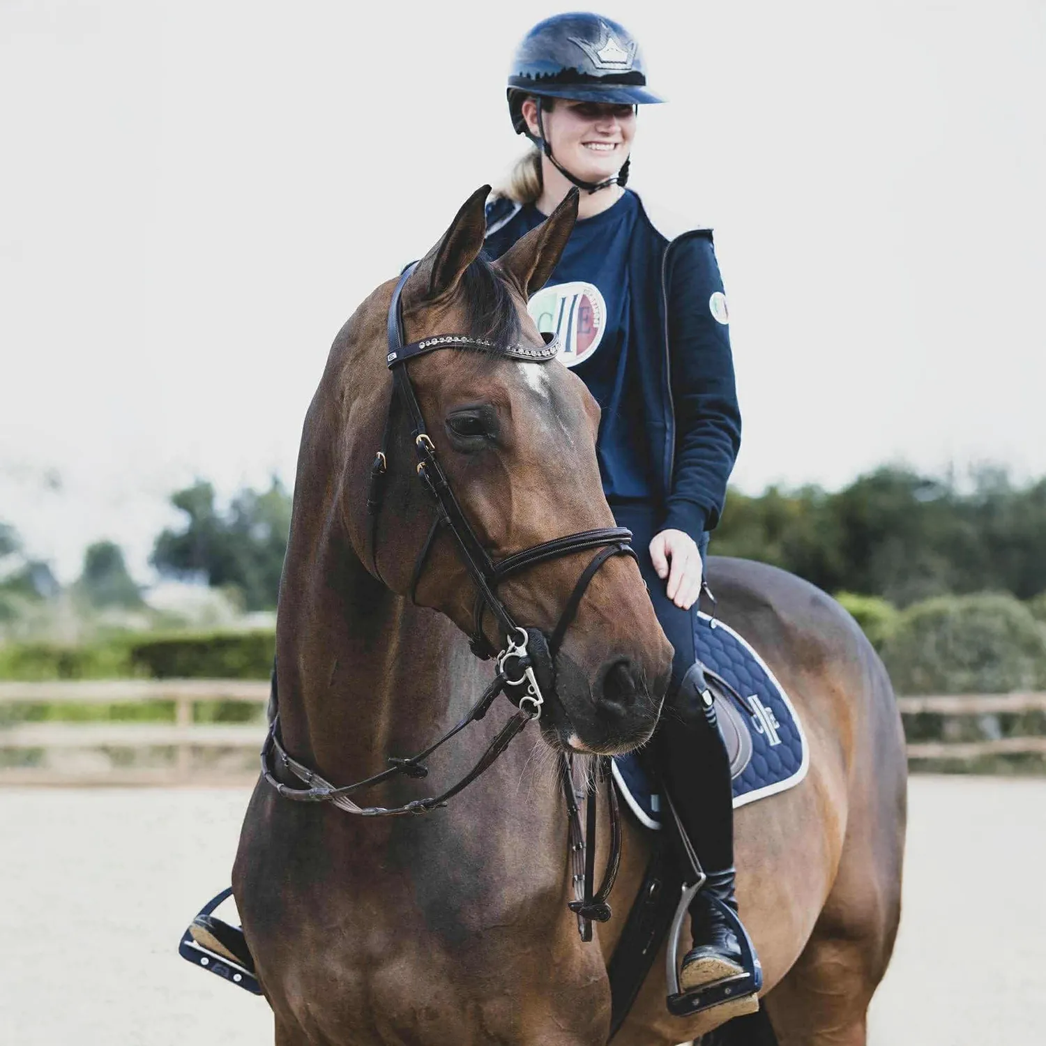 C2E Menteca hættecardigan navy med lynlås