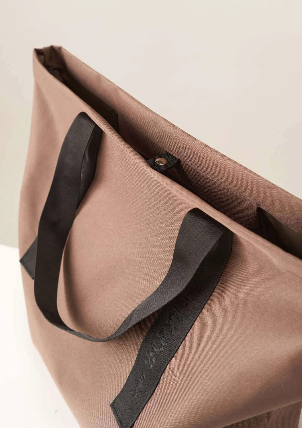 LOPE Champion Bag Redux staldtaske brun Rich Chocolate