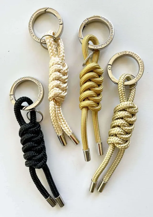 LOPE Golden Twist taskepynt warm gold 35 g nøglering