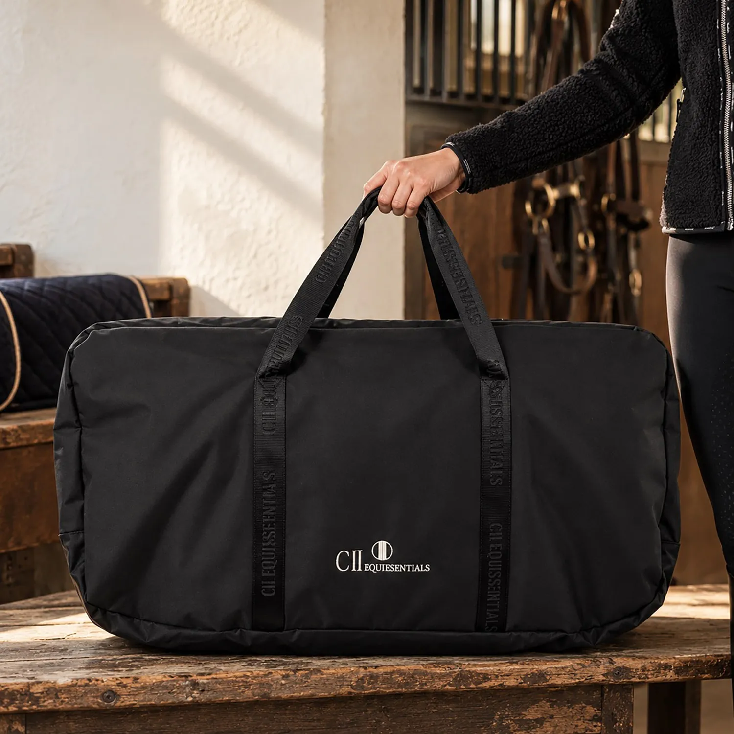 C2E Sacramento Gear Bag ridetaske Jet Black vandafvisende