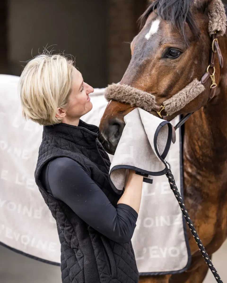 L'Evoine Grooming Towel plejehåndklæde 50x50 bomuld