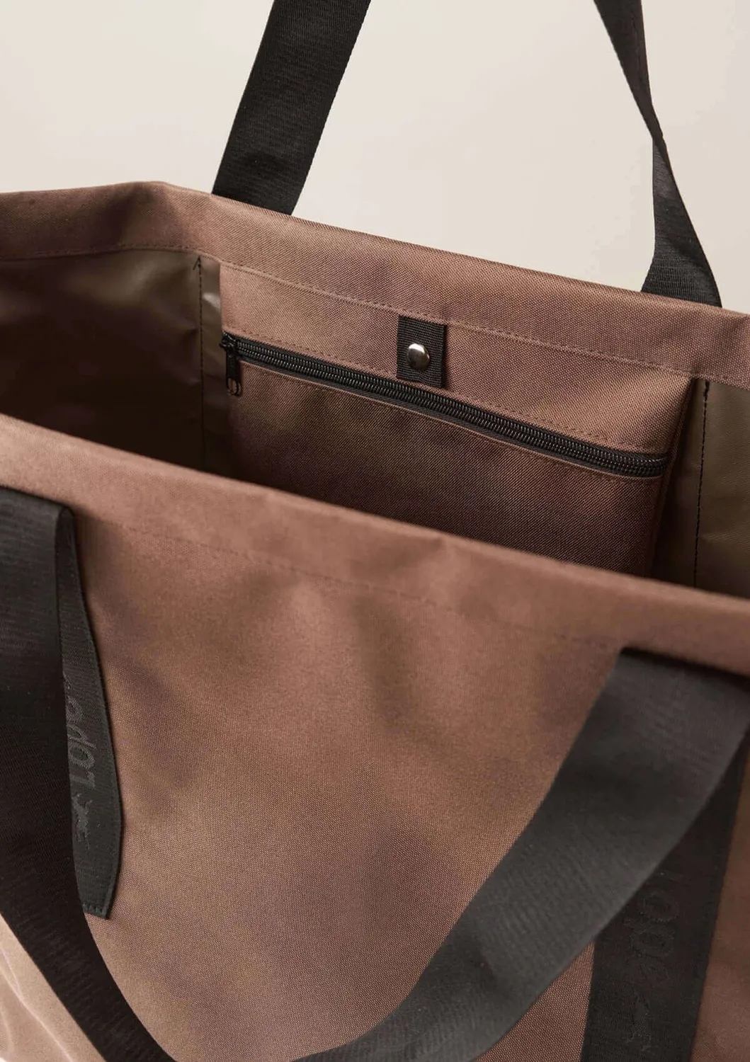 LOPE Champion Bag Redux staldtaske brun Rich Chocolate