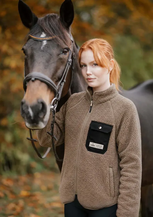 Lope Stable Fleece fleecetrøje khaki gold vind