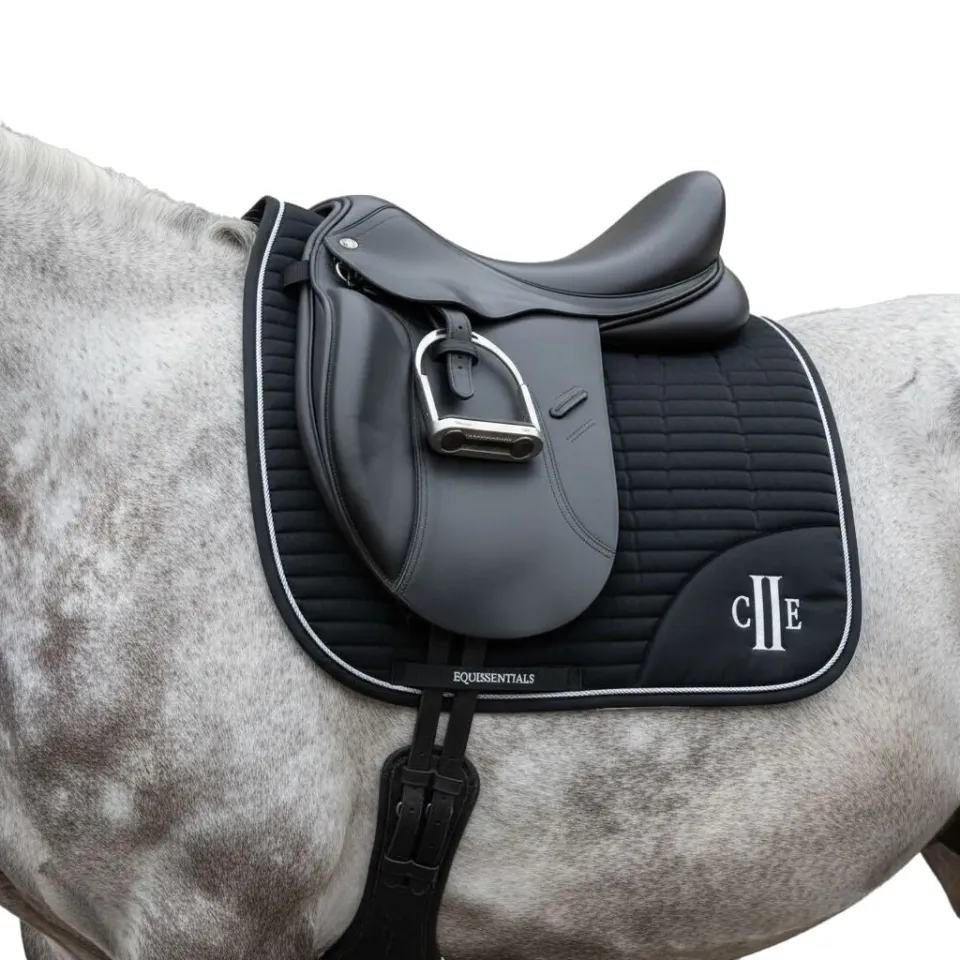 C2E Equestrain Pasadena dressur sadelunderlag sort quiltet